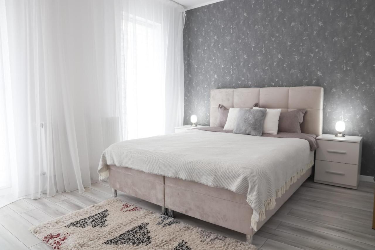 Stars Apartment Brasov Exterior photo